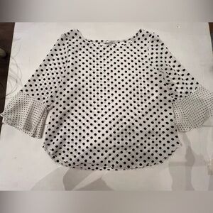 GREEN ENVELOPE WOMEN’S BLOUSE WITH RUFFLE 3/4 LENGTH SLEEVE DRESSY TOP. LARGE